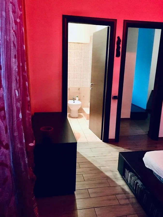 Roma House Alessandrino 0*, Rome